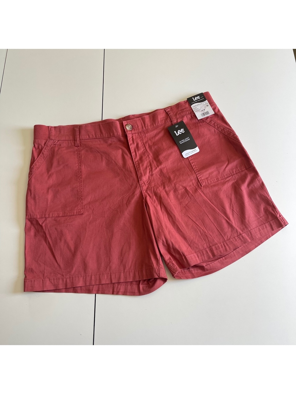 Lee Women's Size 20 M Mid Rise Cinnamon Shorts